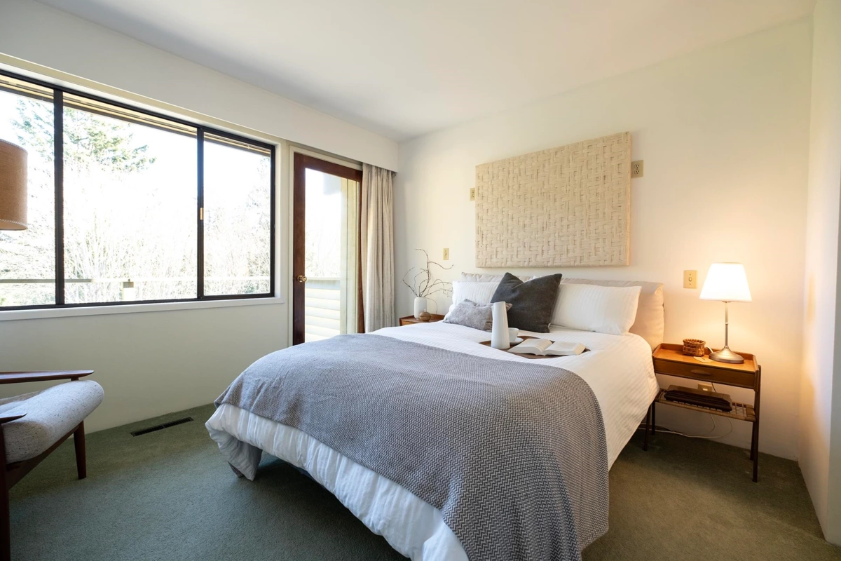 Primary Bedroom Photo of 670 Fairmont Road, Gibsons, BC