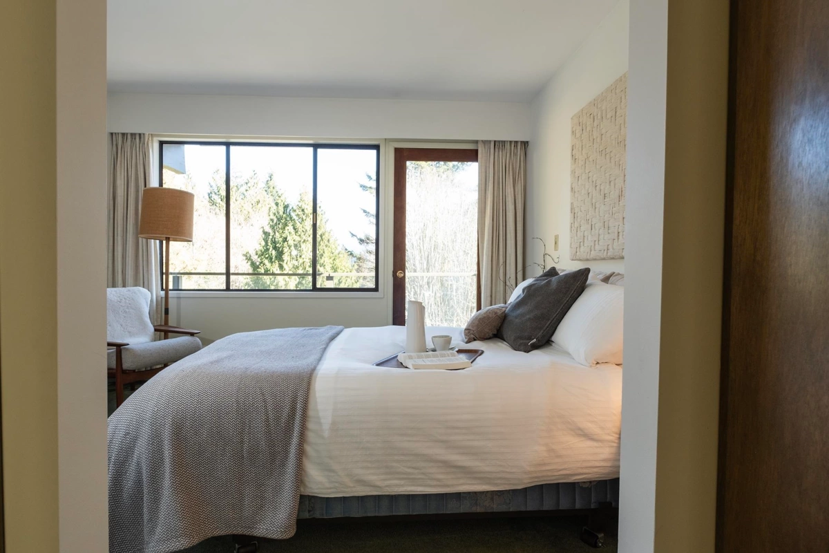 Walk-In Closet Photo of 670 Fairmont Road, Gibsons, BC