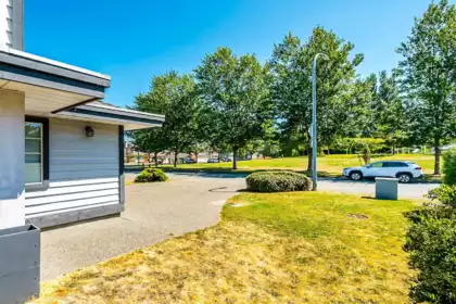 10171 Hall Avenue, Richmond, BC, Richmond — Single Family Residence for sale