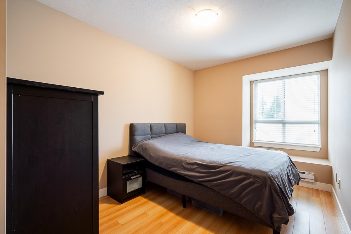 Guest Bathroom Photo of 4 13899 Laurel Drive, Surrey, BC
