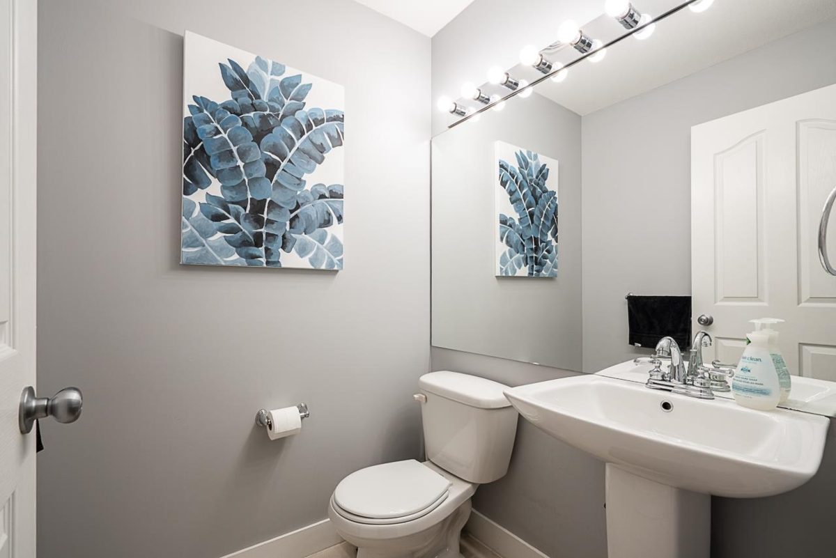 Primary Bathroom Photo of 4 13899 Laurel Drive, Surrey, BC