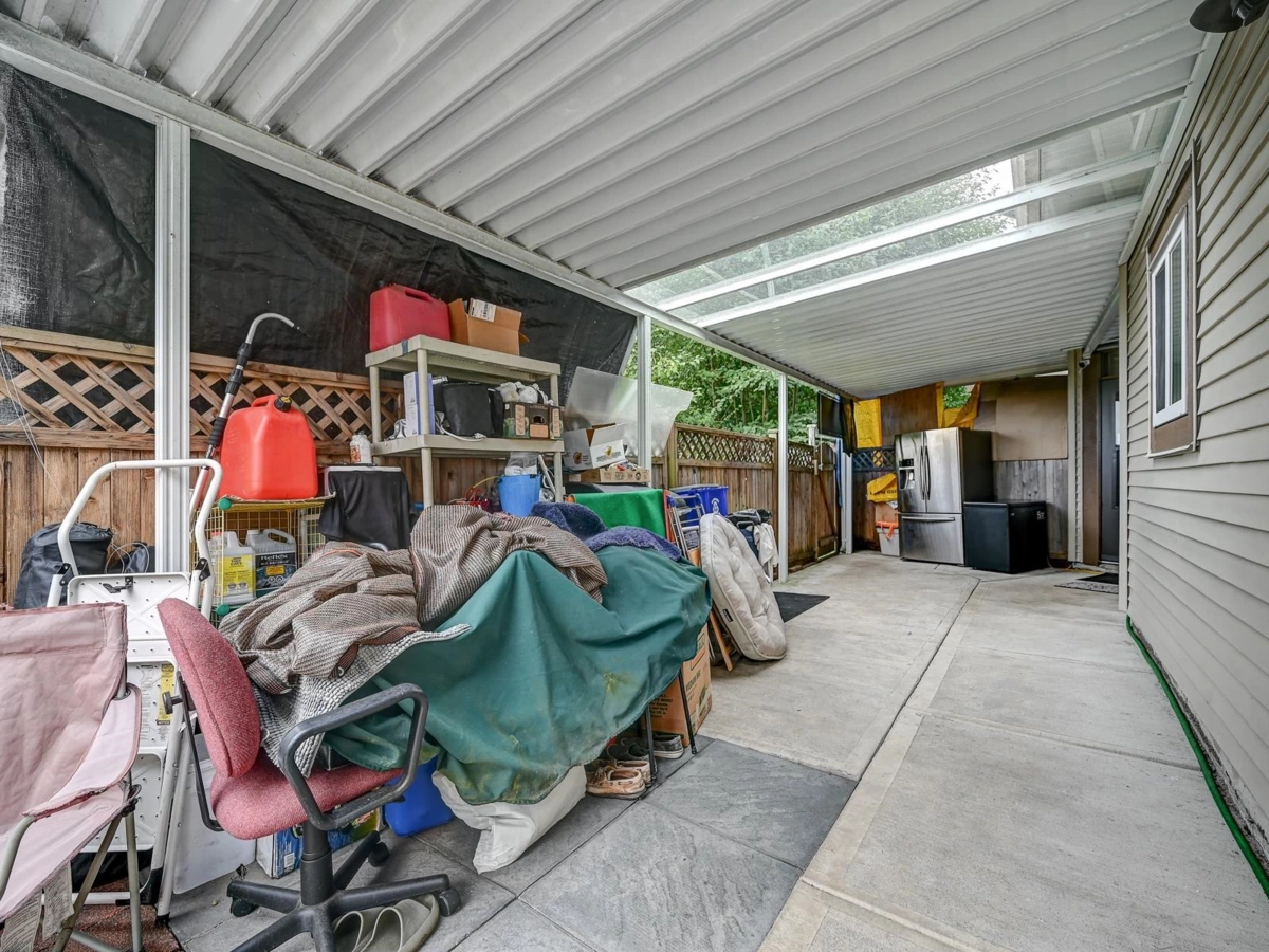 Living Room Photo of 6050 Hardwick Street, Burnaby, BC
