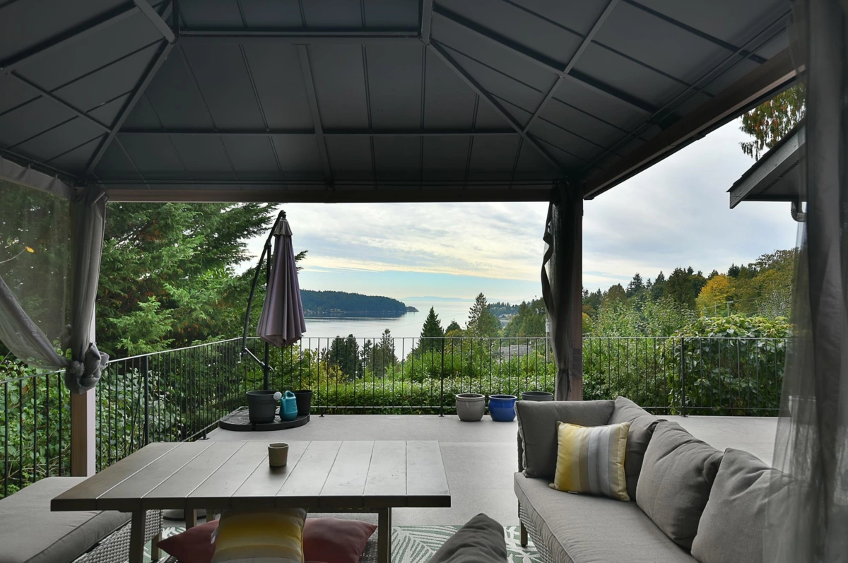 Bedroom 3 Photo of 482 Elphinstone Avenue, Gibsons, BC