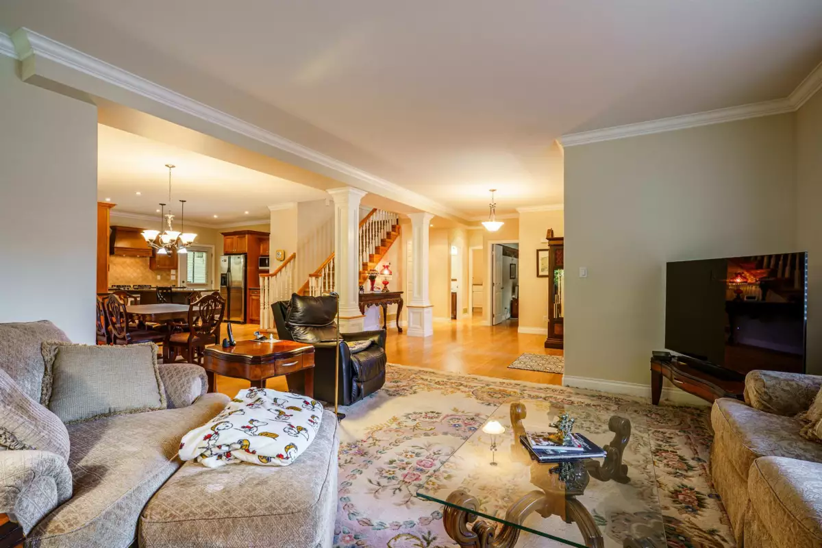Dining Area Photo of 9346 216 Street, Langley, BC