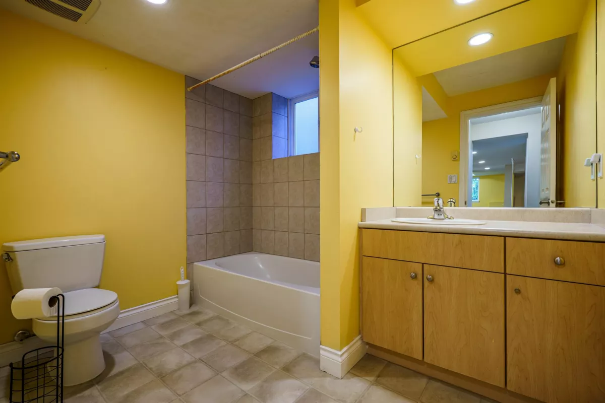 Garden / Landscaping Photo of 9346 216 Street, Langley, BC