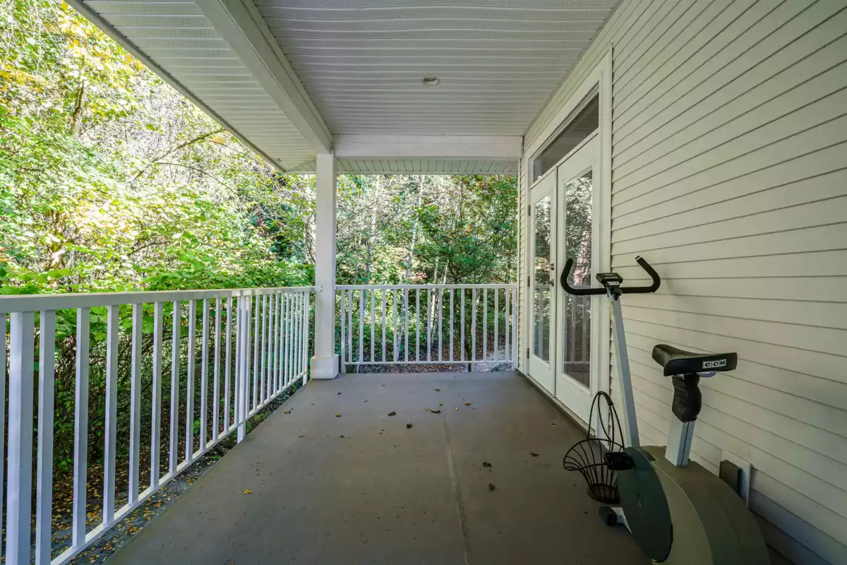 Hot Tub / Spa Photo of 9346 216 Street, Langley, BC