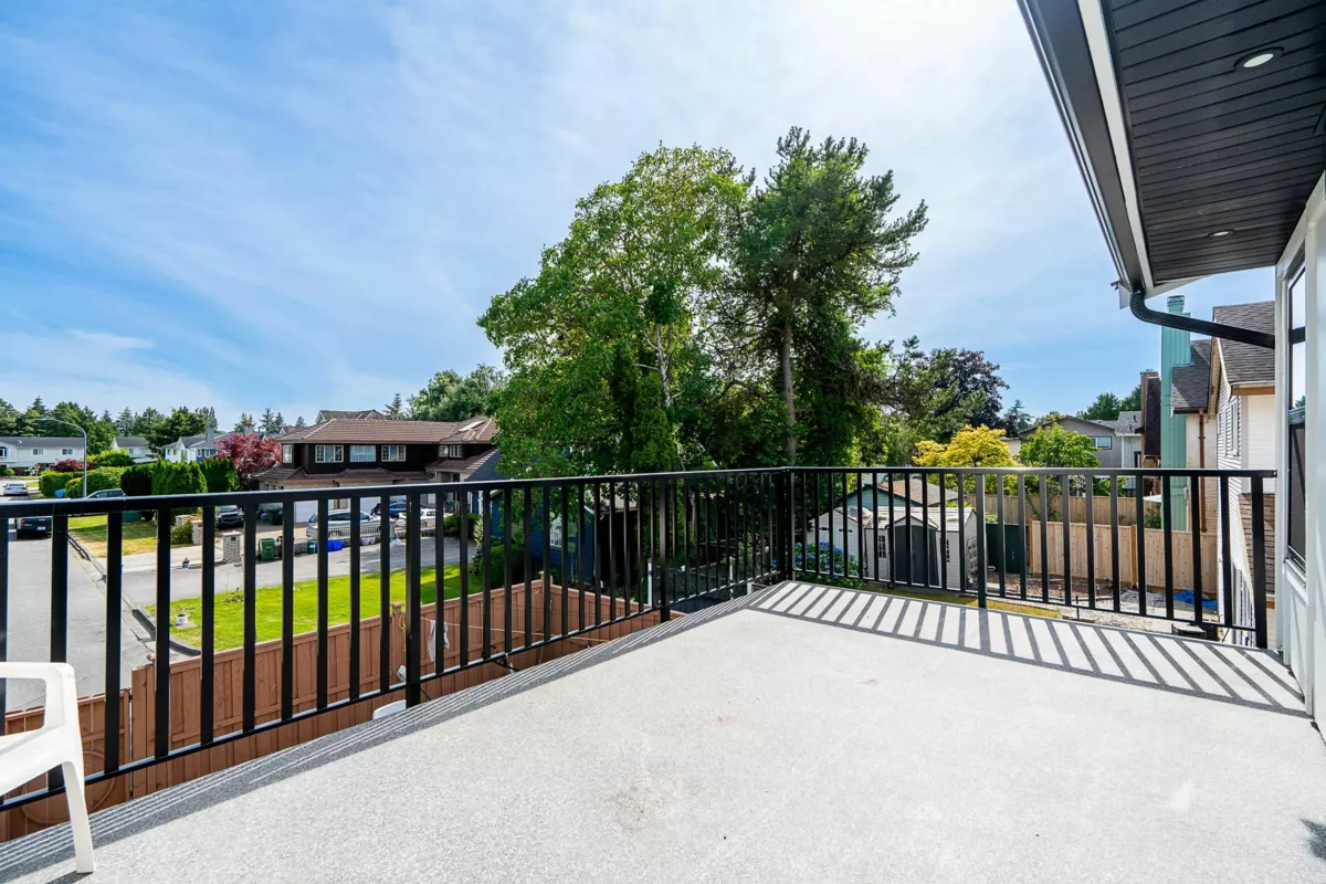 Breakfast Nook Photo of 11366 Kingcome Avenue, Richmond, BC