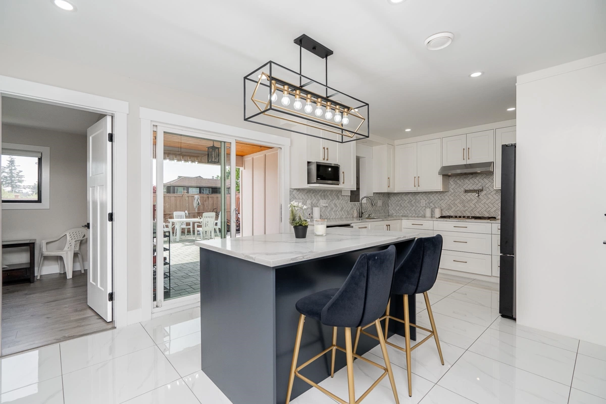 Family Room Photo of 11366 Kingcome Avenue, Richmond, BC