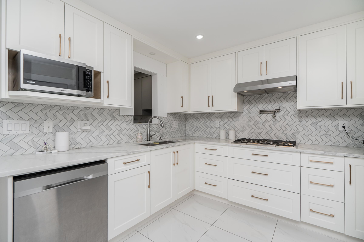 Kitchen Photo of 11366 Kingcome Avenue, Richmond, BC