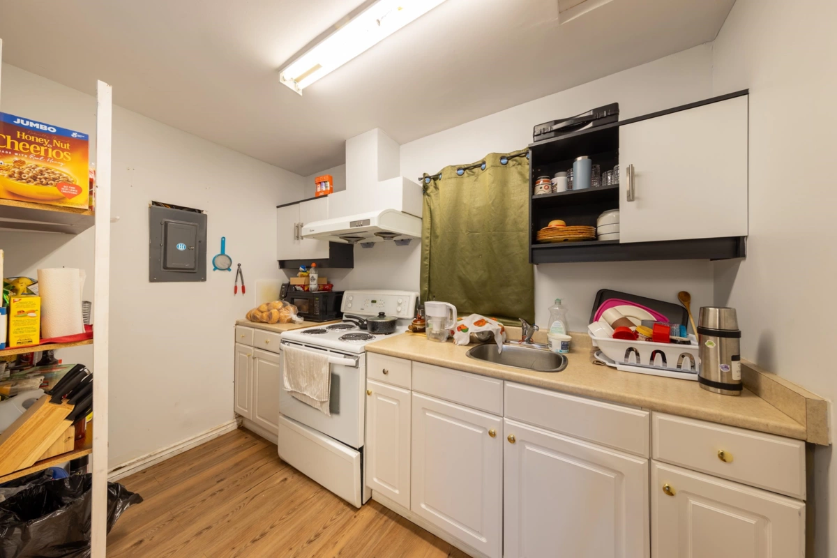 Basement Recreation Room Photo of 6580 Williams Road, Richmond, BC