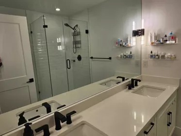 Laundry Room Photo of 11 16467 23a Avenue, Surrey, BC