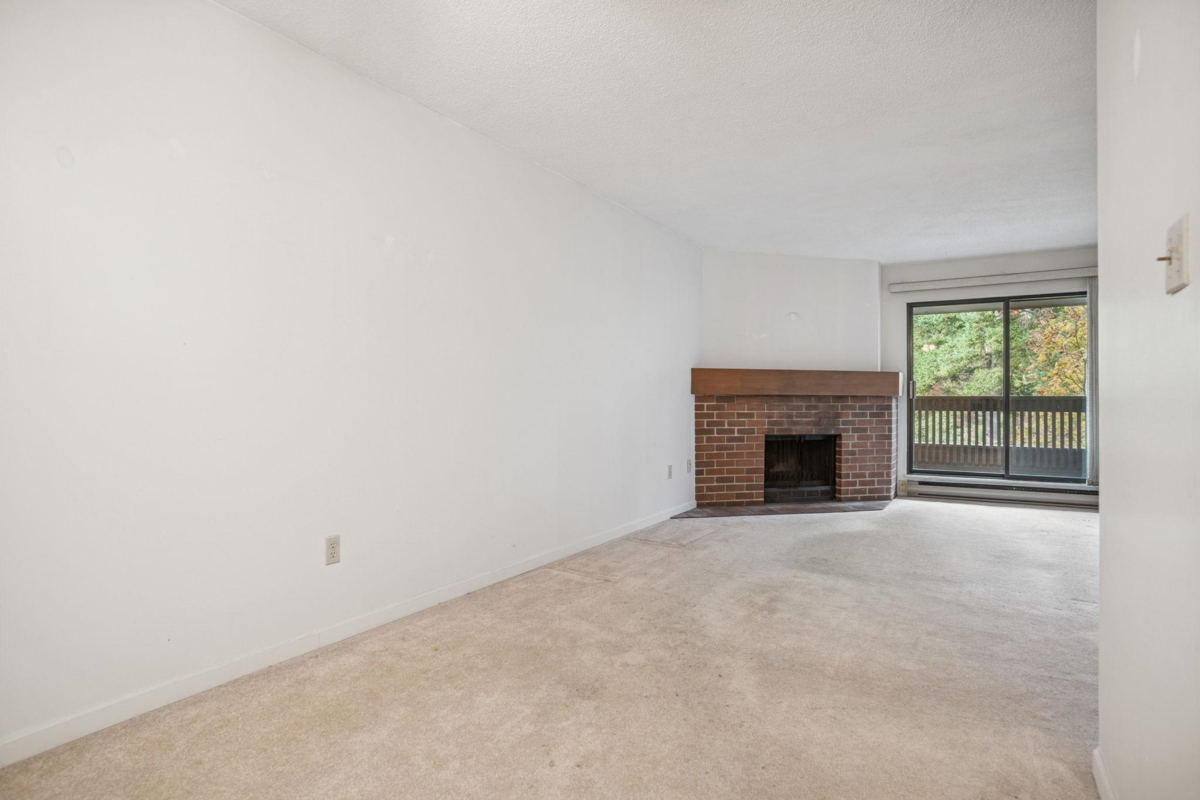 Dining Area Photo of 249 7471 Minoru Boulevard, Richmond, BC