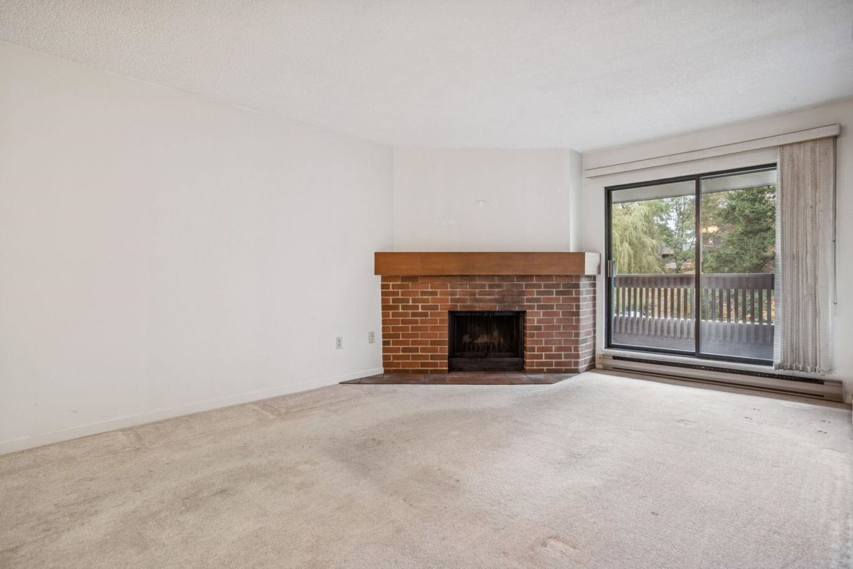 Kitchen Photo of 249 7471 Minoru Boulevard, Richmond, BC
