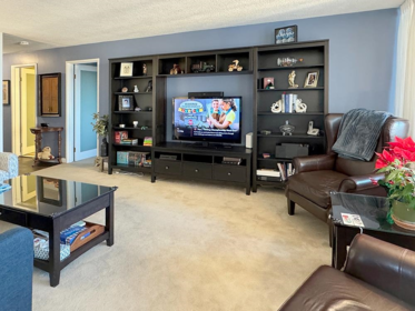 1004 6651 Minoru Boulevard, Richmond, BC, Brighouse — 2 bed apartment/condo for sale