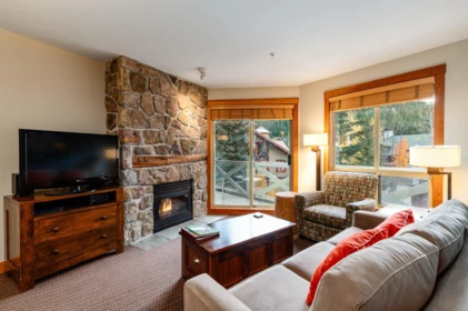 Breakfast Nook Photo of 315B 2036 London Lane, Whistler, BC