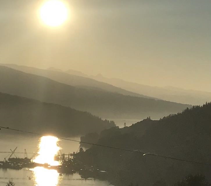 Breakfast Nook Photo of 190 N Ellesmere Avenue, Burnaby, BC