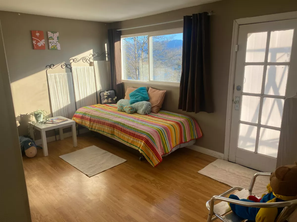 Outdoor Patio Photo of 190 N Ellesmere Avenue, Burnaby, BC