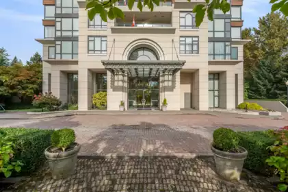 2805 6837 Station Hill Drive, Burnaby, BC, Burnaby — Apartment/Condo for sale