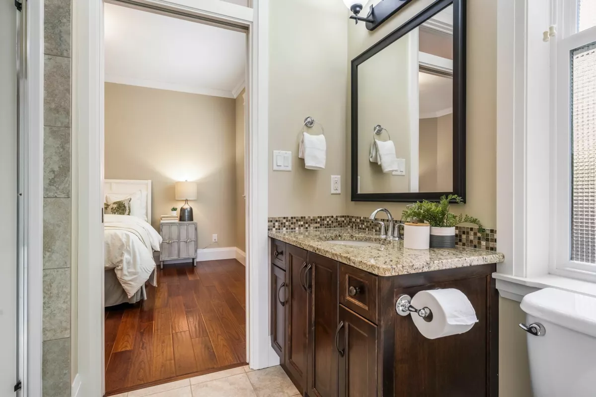 Laundry Room Photo of 2 5882 Cowichan Street, Chilliwack, BC