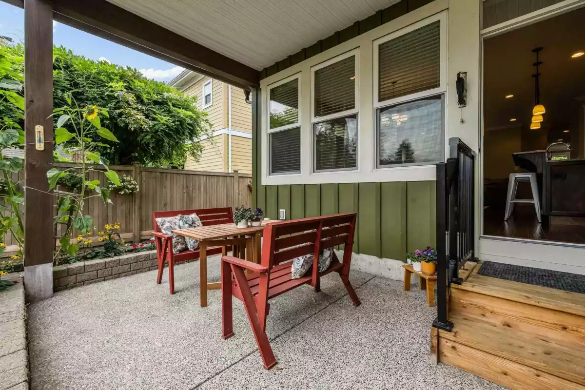 Outdoor Patio Photo of 2 5882 Cowichan Street, Chilliwack, BC