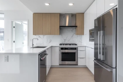 306 7683 Park Crescent, Burnaby, BC