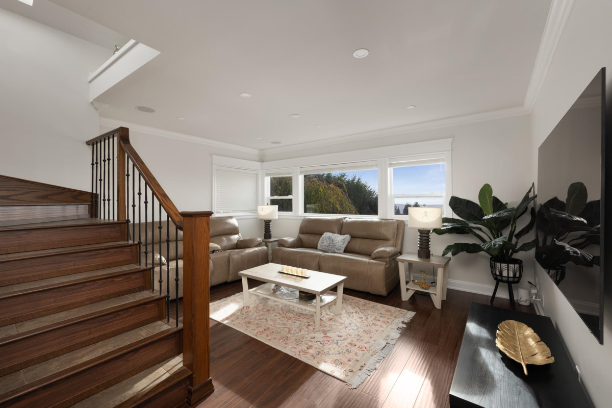 Bedroom 3 Photo of 4050 St. Pauls Avenue, North Vancouver, BC