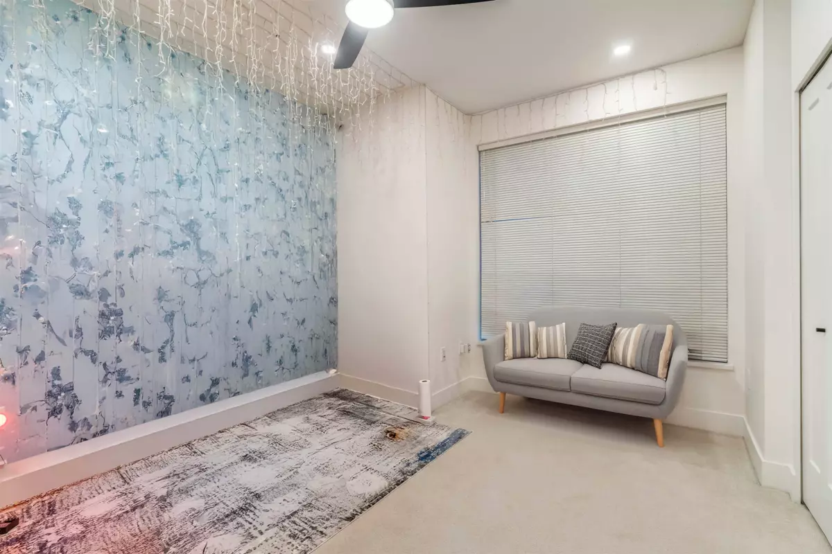 Office / Den Photo of 112 17578 57a Avenue, Surrey, BC