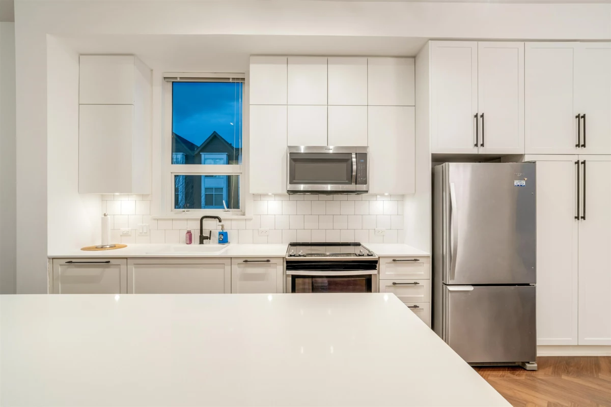 Walk-In Closet Photo of 112 17578 57a Avenue, Surrey, BC