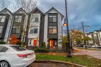 112 17578 57a Avenue, Surrey, BC, Cloverdale BC — 2 bed townhouse for sale