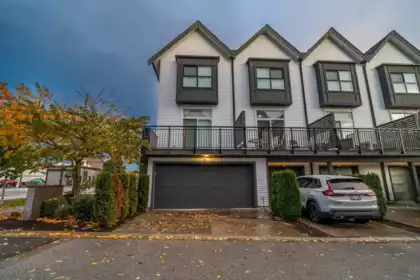 112 17578 57a Avenue, Surrey, BC, Surrey — Townhouse for sale