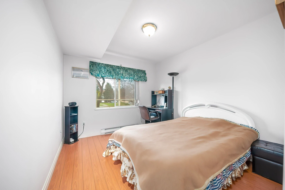 Bedroom 4 Photo of 201 2345 Central Avenue, Port Coquitlam, BC