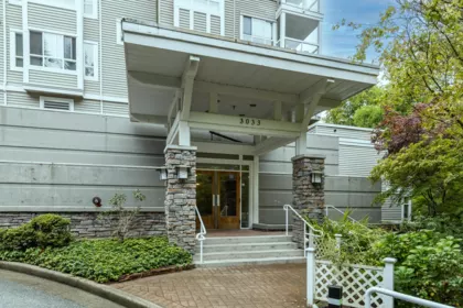 202 3033 Terravista Place, Port Moody, BC, Port Moody — Apartment/Condo for sale
