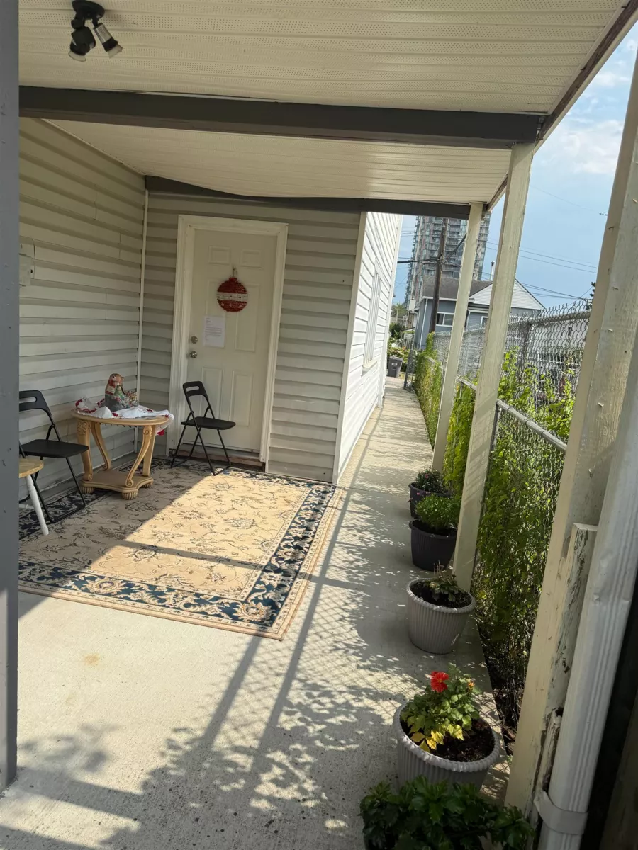 Basement Recreation Room Photo of 8125 St. George Street, Vancouver, BC