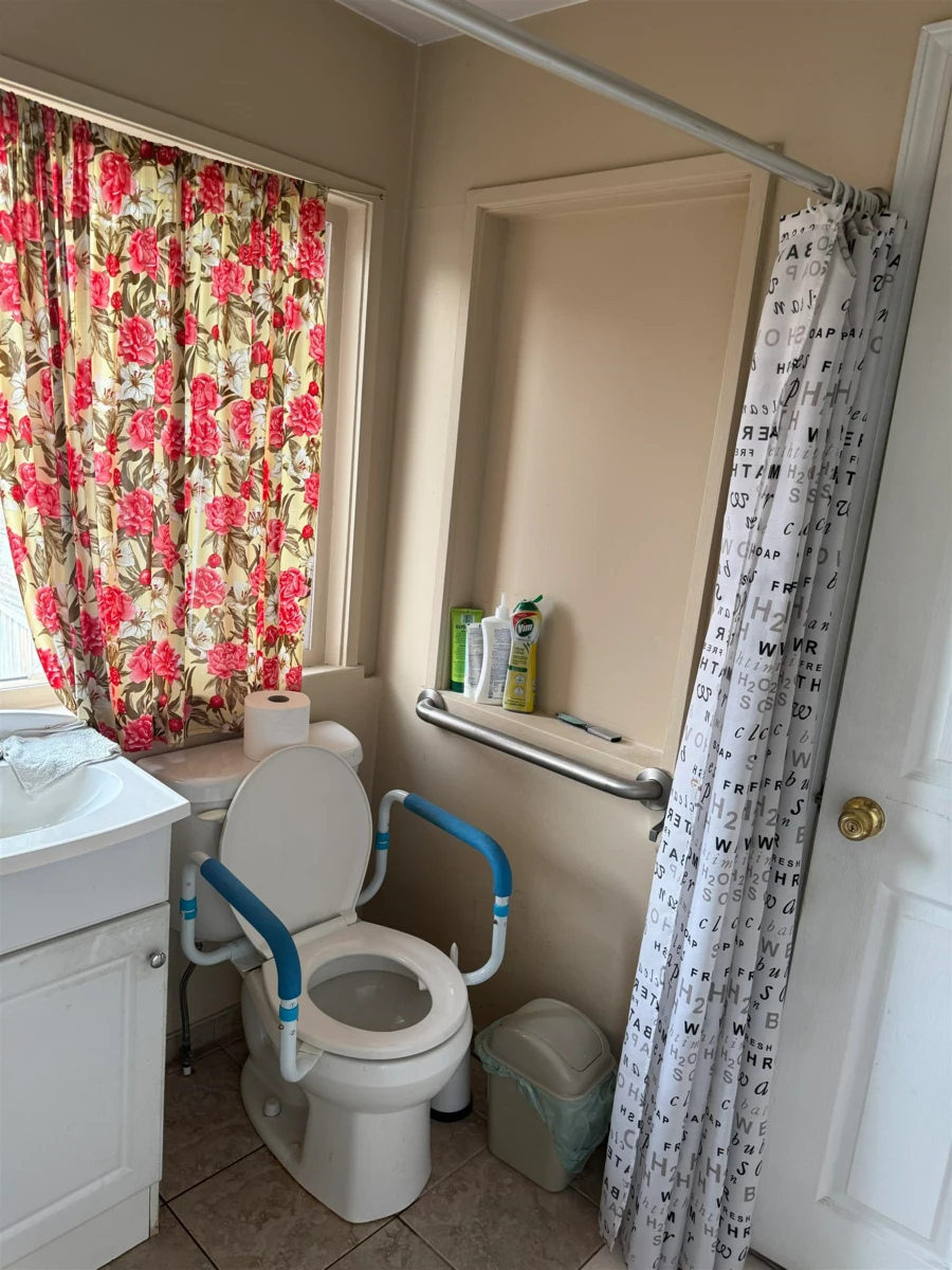 Front Yard Photo of 8125 St. George Street, Vancouver, BC