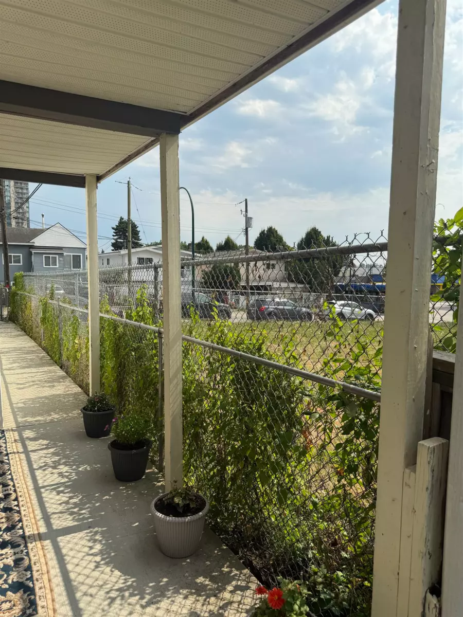 Mudroom Photo of 8125 St. George Street, Vancouver, BC