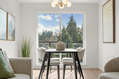 Kitchen Island Photo of 207 2277 Hawthorne Avenue, Port Coquitlam, BC
