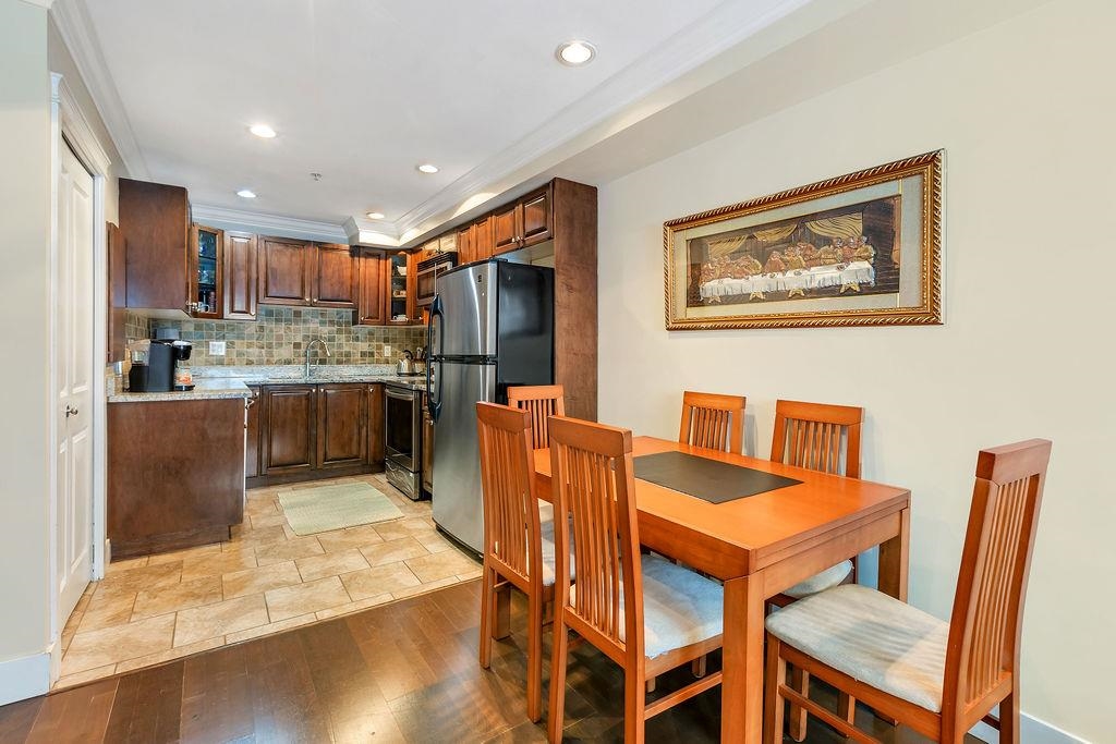 Dining Area Photo of 8787 Oak Street, Vancouver, BC
