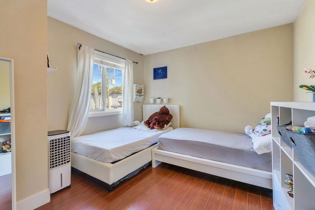 Primary Bathroom Photo of 8787 Oak Street, Vancouver, BC