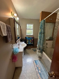 Powder Room Photo of 7048 140a Street, Surrey, BC