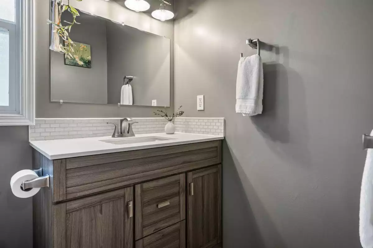 Backyard Photo of B 45658 Lewis Avenue, Chilliwack, BC