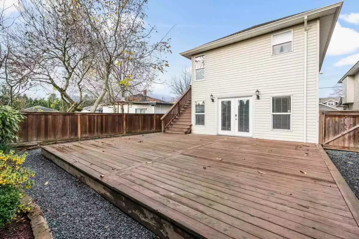 Fitness Center Photo Near B 45658 Lewis Avenue, Chilliwack, BC