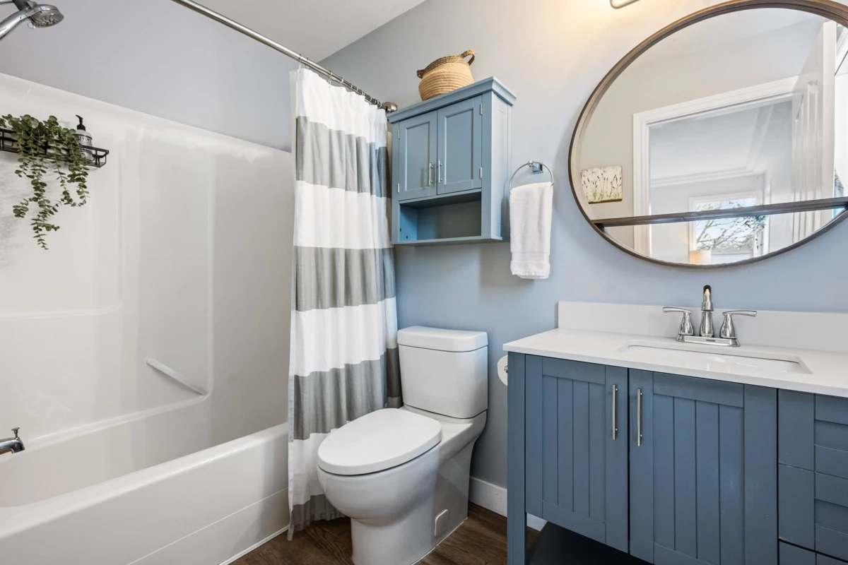 Garage Interior Photo of B 45658 Lewis Avenue, Chilliwack, BC