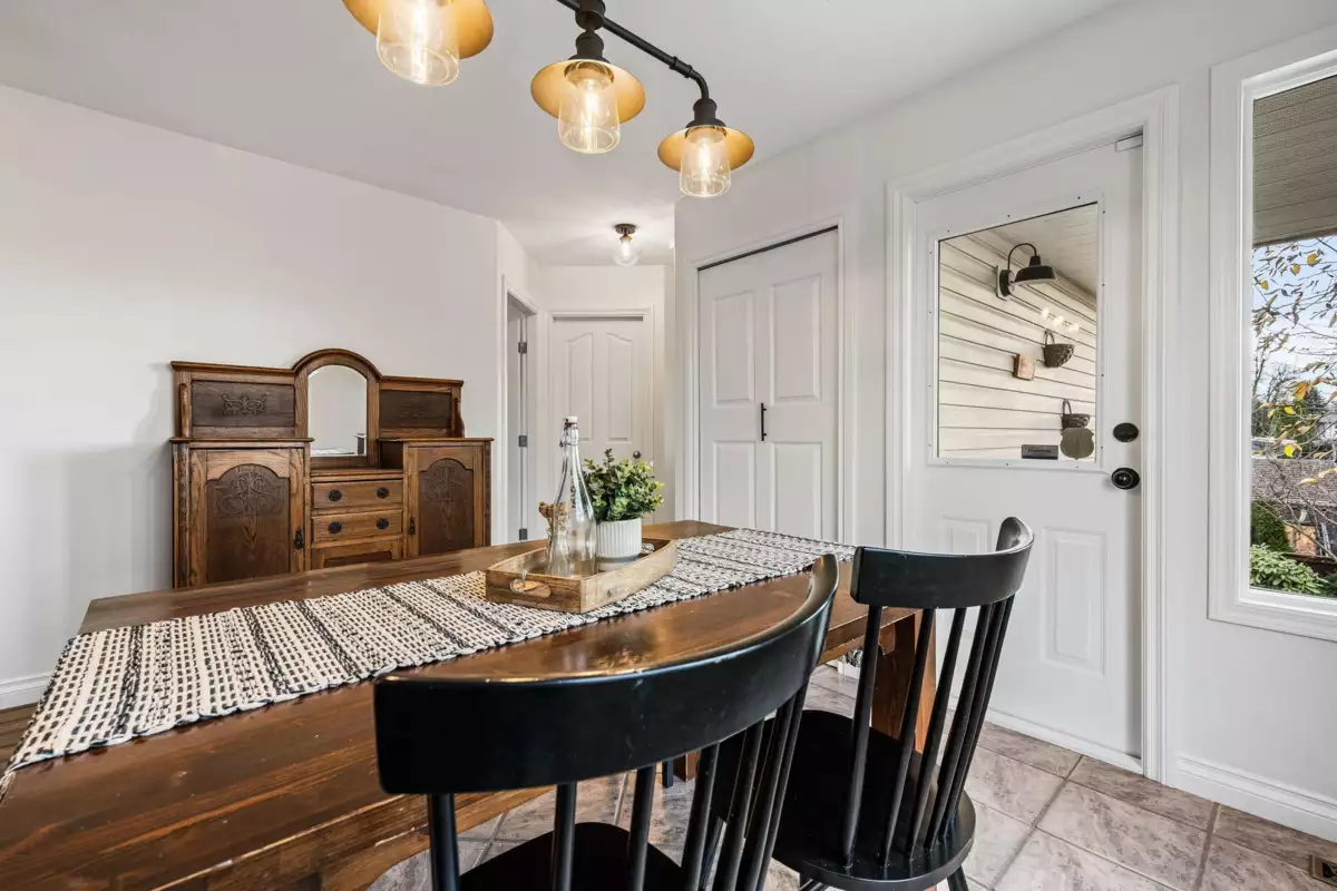 Laundry Room Photo of B 45658 Lewis Avenue, Chilliwack, BC