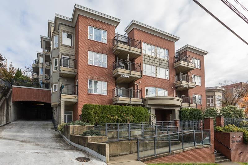 Backyard Photo of 303 221 Eleventh Street, New Westminster, BC