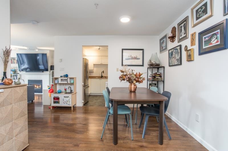 Breakfast Nook Photo of 303 221 Eleventh Street, New Westminster, BC