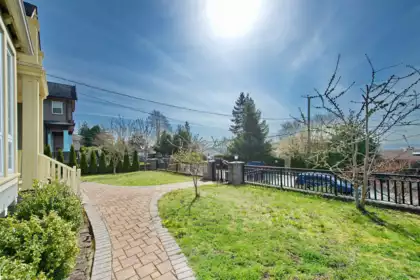 5399 Carson Street, Burnaby, BC, Burnaby — Single Family Residence for sale