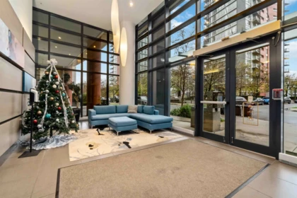 Entry Foyer Photo of 2303 33 Smithe Street, Vancouver, BC