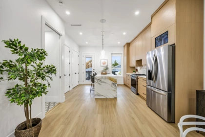 2827 Dundas Street, Vancouver, BC, Vancouver — Half Duplex for sale