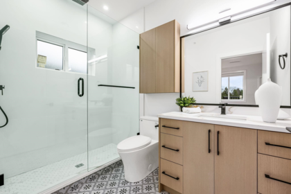 Primary Bedroom Photo of 2827 Dundas Street, Vancouver, BC