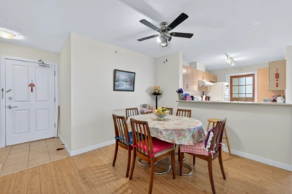 Breakfast Nook Photo of 1803 6659 Southoaks Crescent, Burnaby, BC